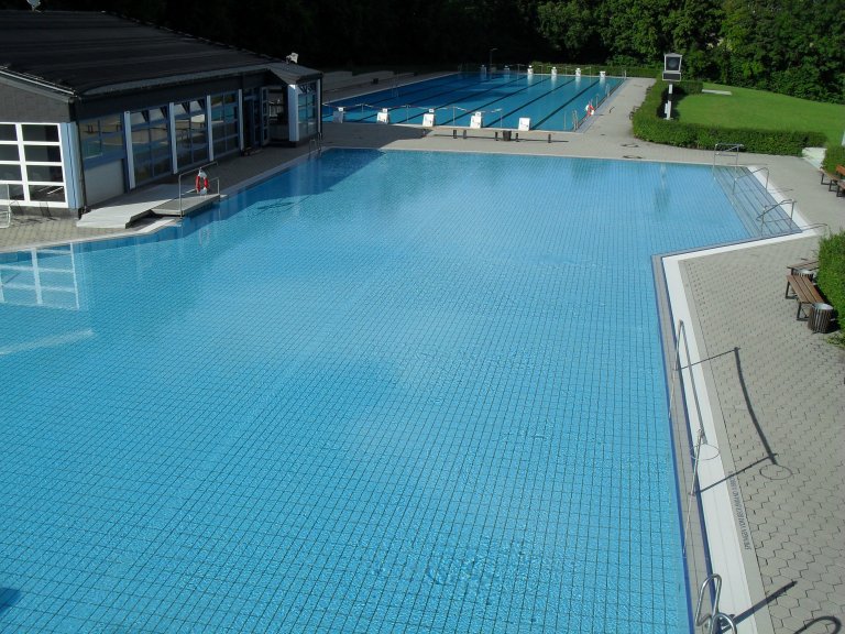 Becken Freibad Steinberg